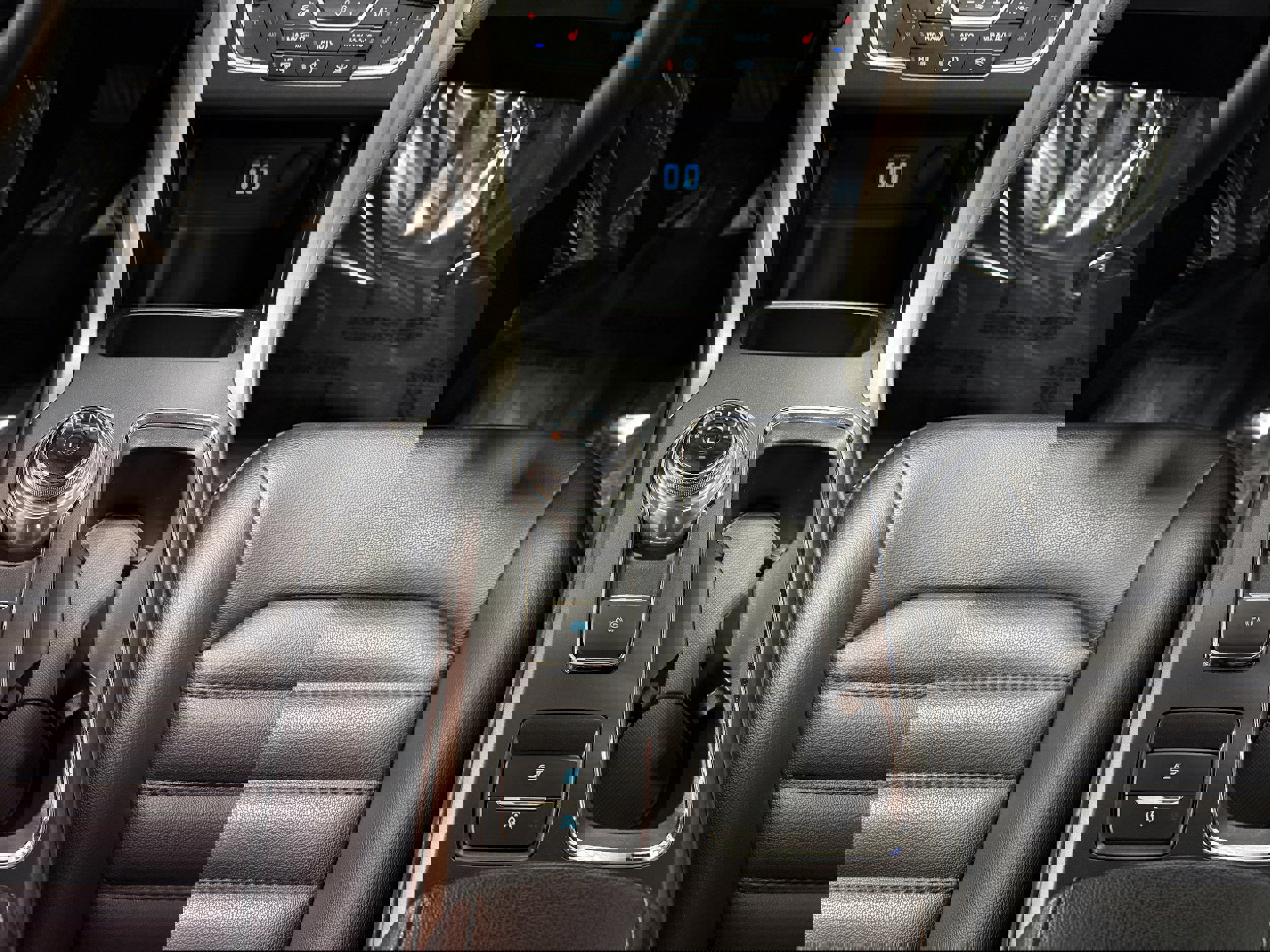 Certified 2020 Ford Fusion SEL image 27