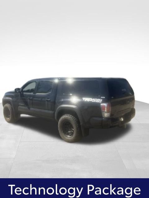Used 2021 Toyota Tacoma TRD Off-Road w/ Technology Package AWD/4WD image 5