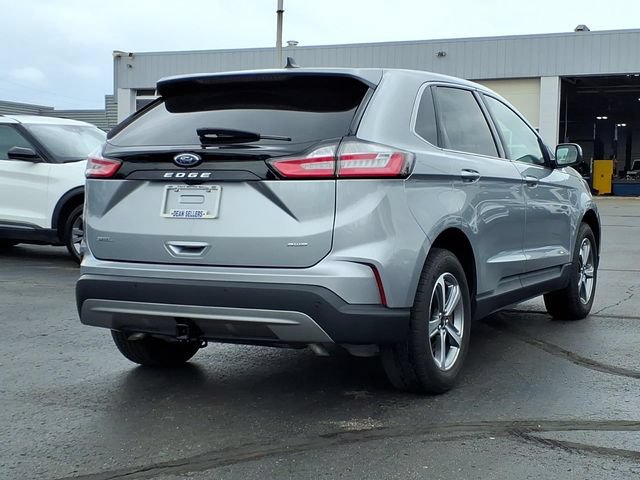 Certified 2024 Ford Edge SEL w/ Convenience Package AWD/4WD image 4