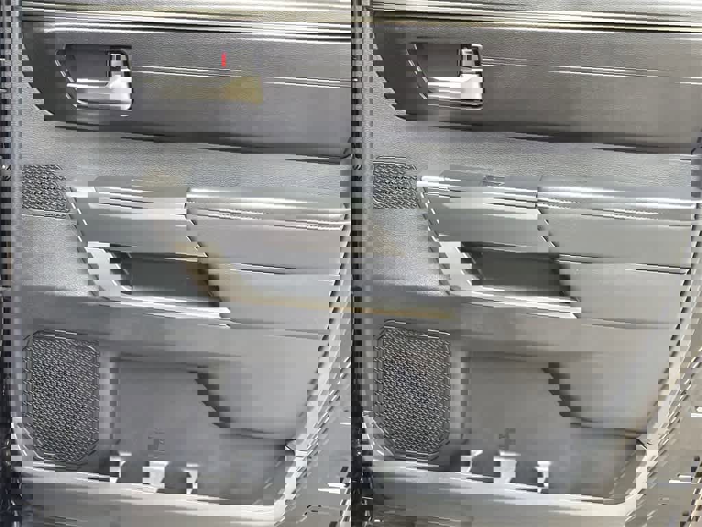 Used 2022 Toyota Tundra SR5 w/ SR5 Premium Package image 15