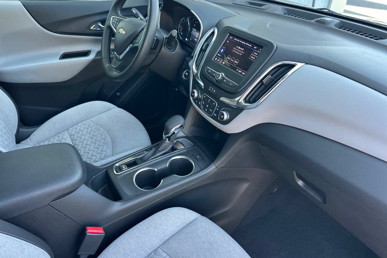 Used 2023 Chevrolet Equinox LT w/ Driver Convenience Package FWD image 17