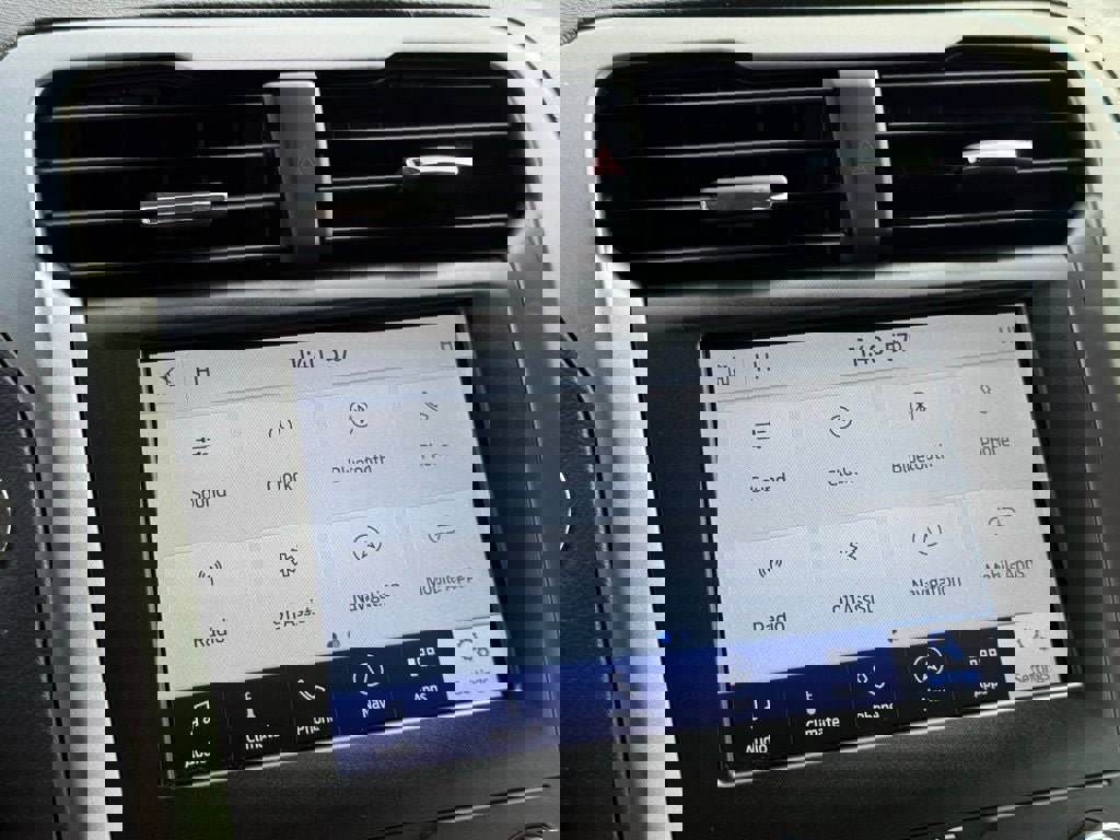 Certified 2020 Ford Fusion SE image 24