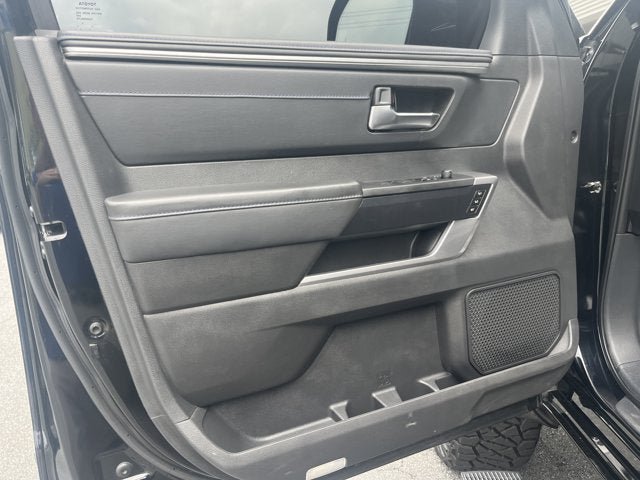 Used 2025 Toyota Tundra Platinum AWD/4WD image 10