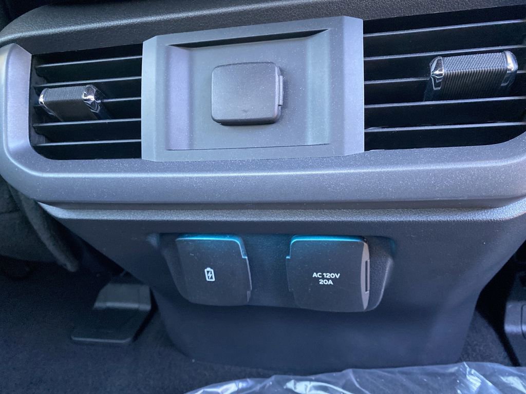 Certified 2025 Ford F150 XLT w/ Equipment Group 302A MID image 43