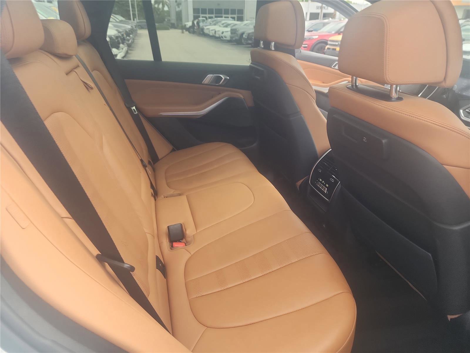 Used 2021 BMW X5 xDrive40i w/ Convenience Package image 25