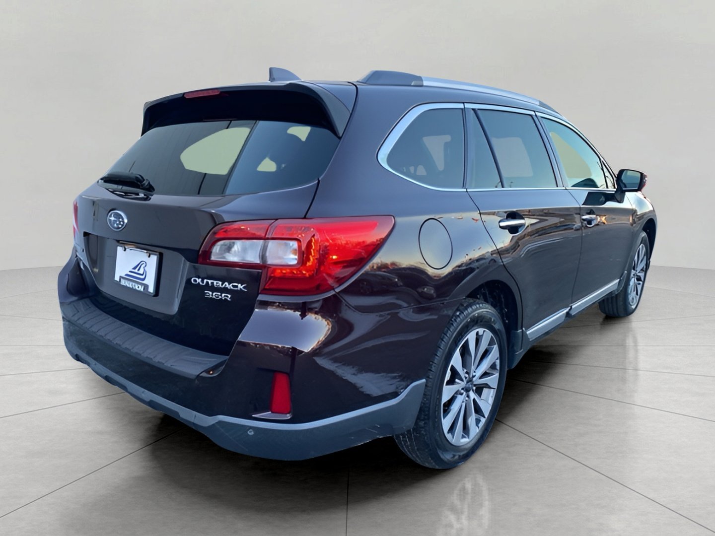 Used 2017 Subaru Outback 3.6R Touring image 6