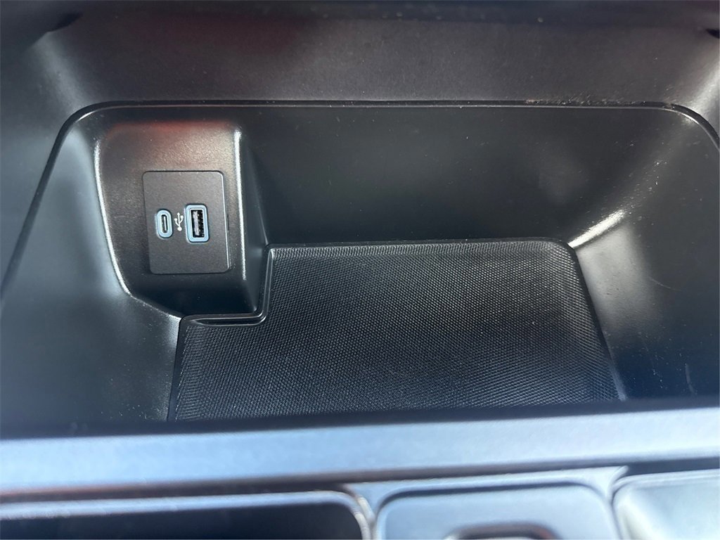 Certified 2022 Ford F150 XLT w/ Equipment Group 302A High image 28