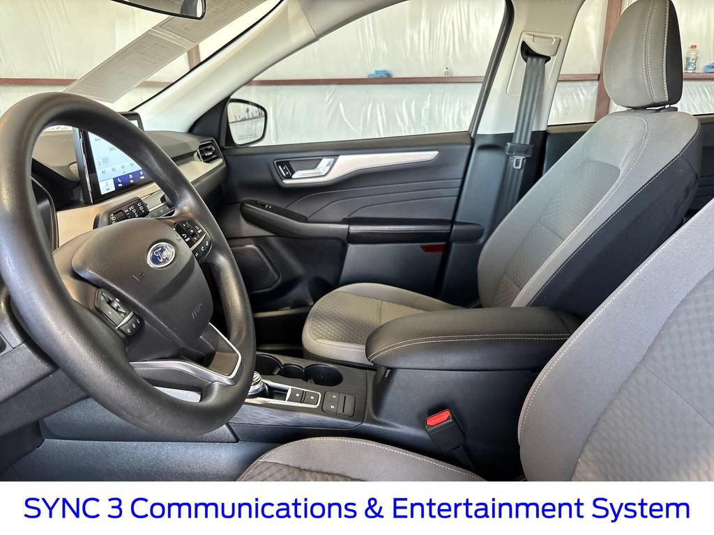 Certified 2021 Ford Escape SE w/ SE Sport Appearance Package FWD image 31