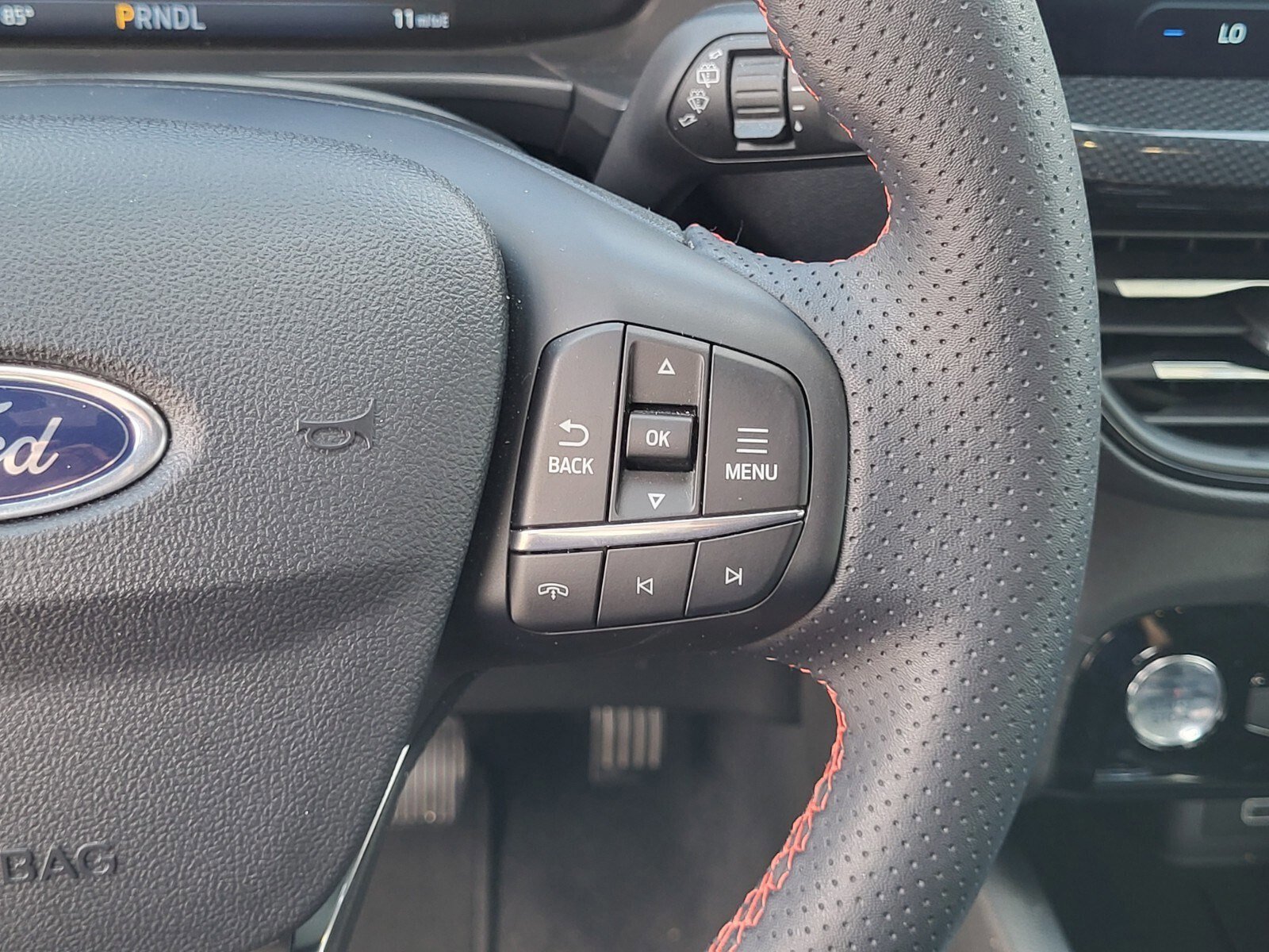 Certified 2025 Ford Escape ST-Line w/ Equipment Group 301A image 29