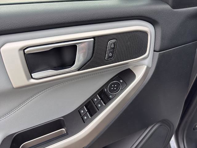 Certified 2022 Ford Explorer XLT w/ Equipment Group 202A image 22