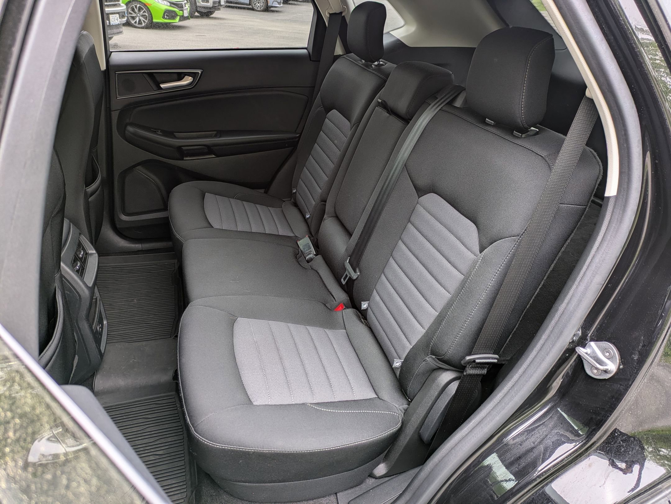 Certified 2022 Ford Edge SE w/ Black Appearance Package AWD/4WD image 17