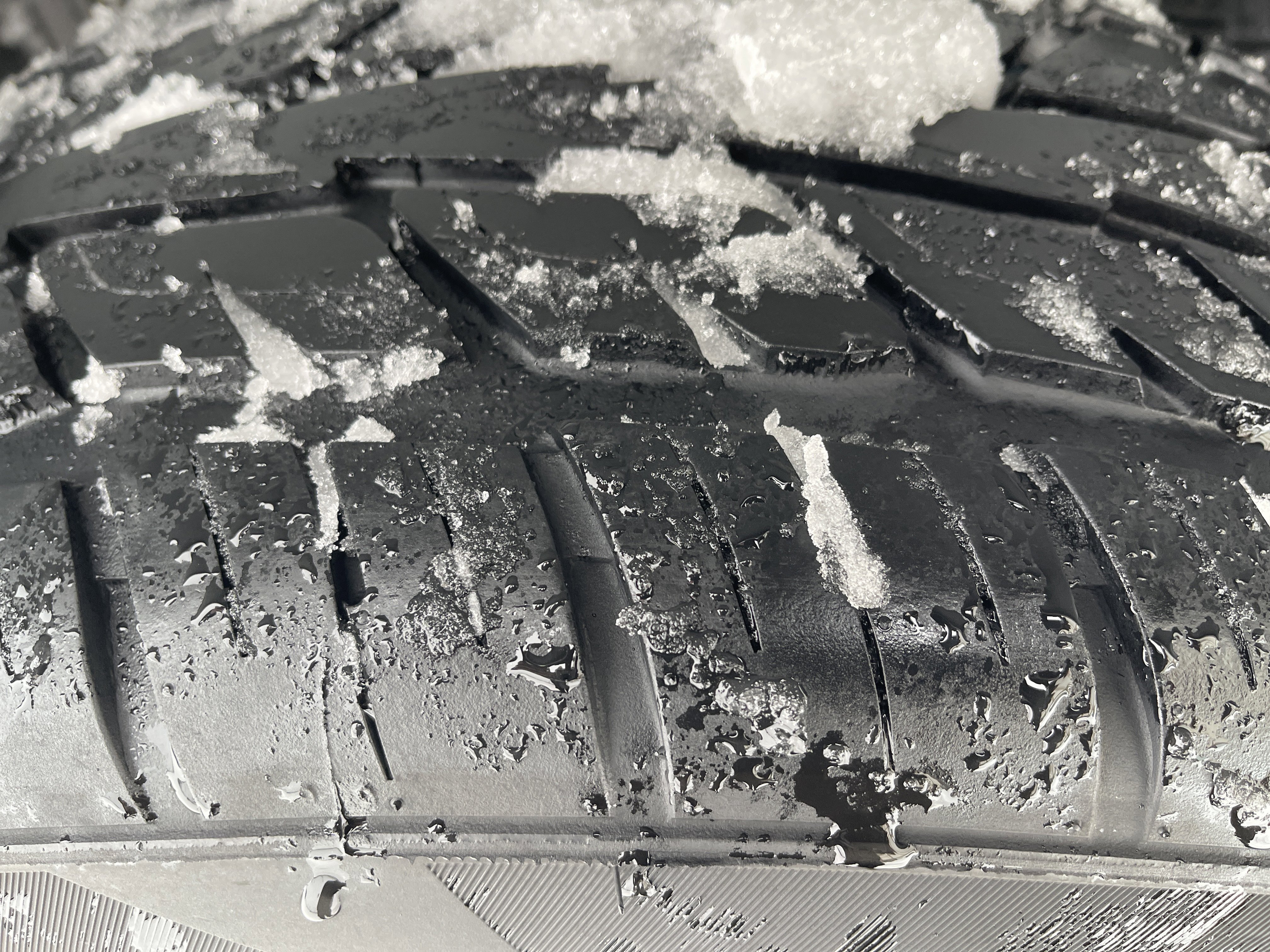 Certified 2022 Ford F150 XLT w/ Equipment Group 302A High image 25