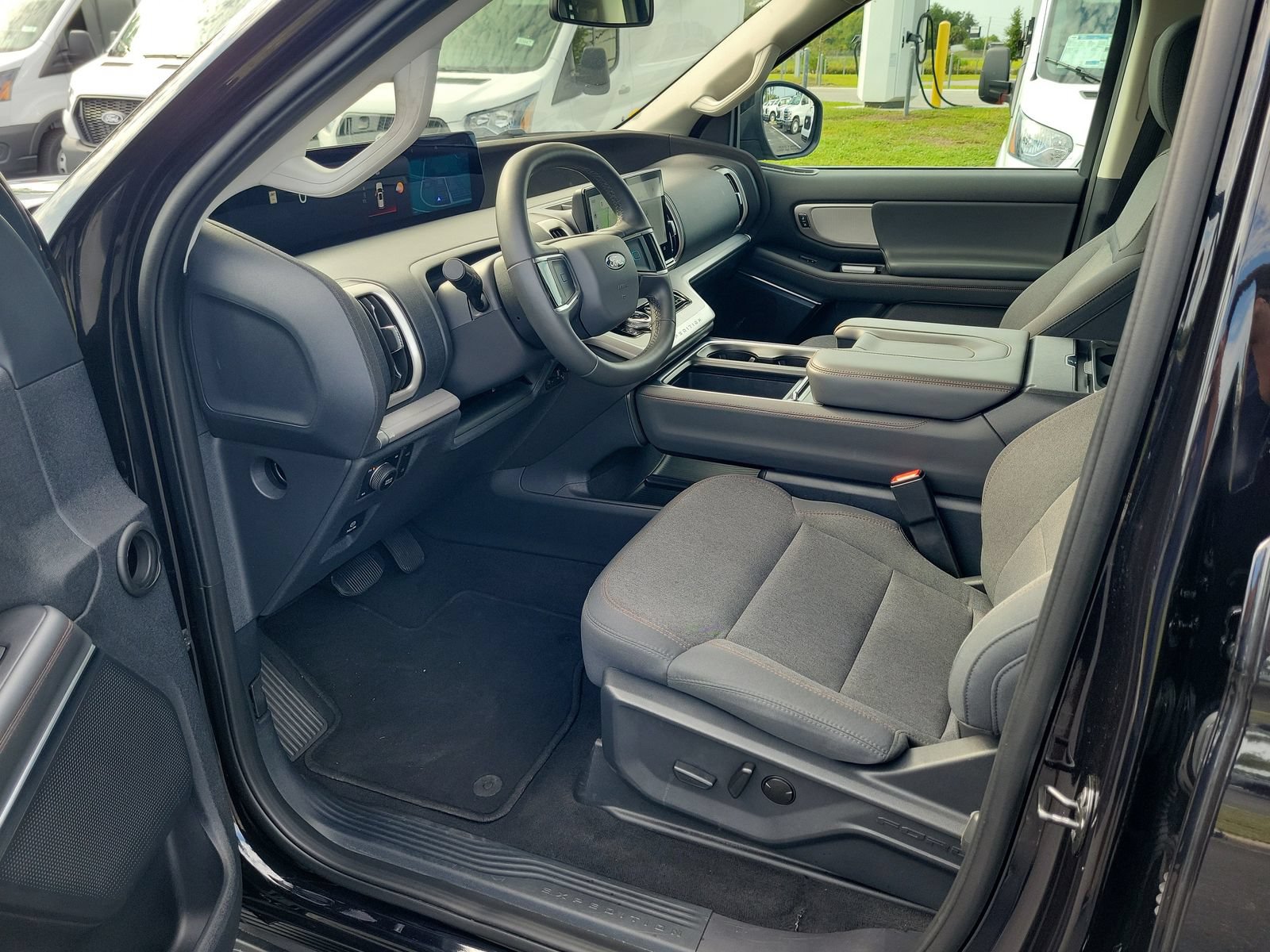 Certified 2025 Ford Expedition Max Active AWD/4WD image 19