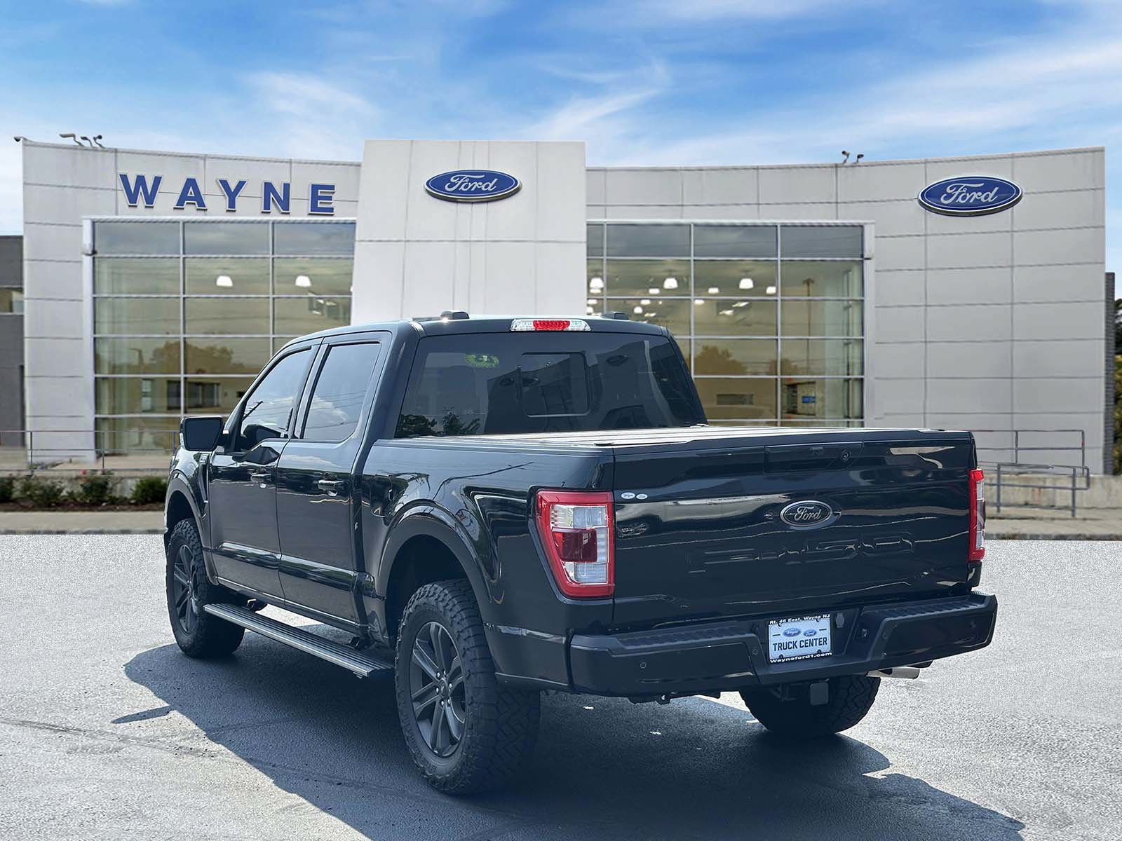 Certified 2023 Ford F150 Lariat w/ Equipment Group 502A High AWD/4WD image 4