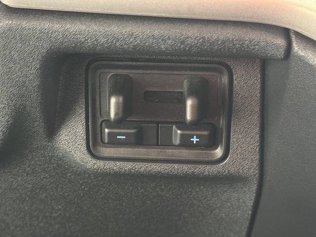 Certified 2025 Ford Expedition Active RWD image 10