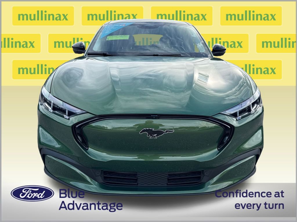 Certified 2025 Ford Mustang Mach-E Premium image 11