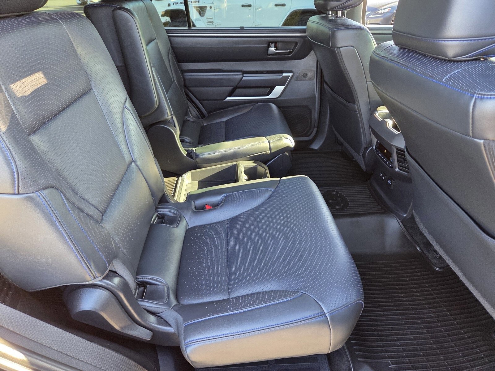 Used 2023 Toyota Sequoia Platinum image 15