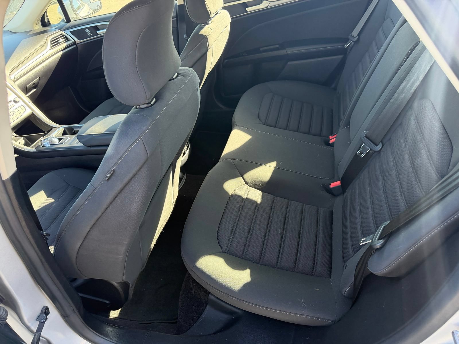 Certified 2017 Ford Fusion SE w/ Fusion SE Technology Package FWD image 12