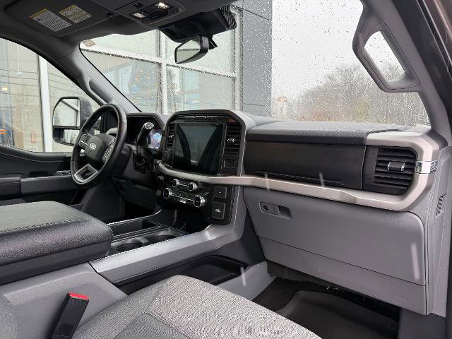 Certified 2022 Ford F150 XLT w/ Equipment Group 302A High image 10