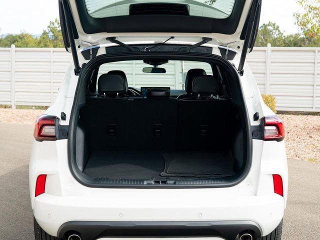 Certified 2024 Ford Escape ST-Line w/ Tech Pack #1 FWD image 6