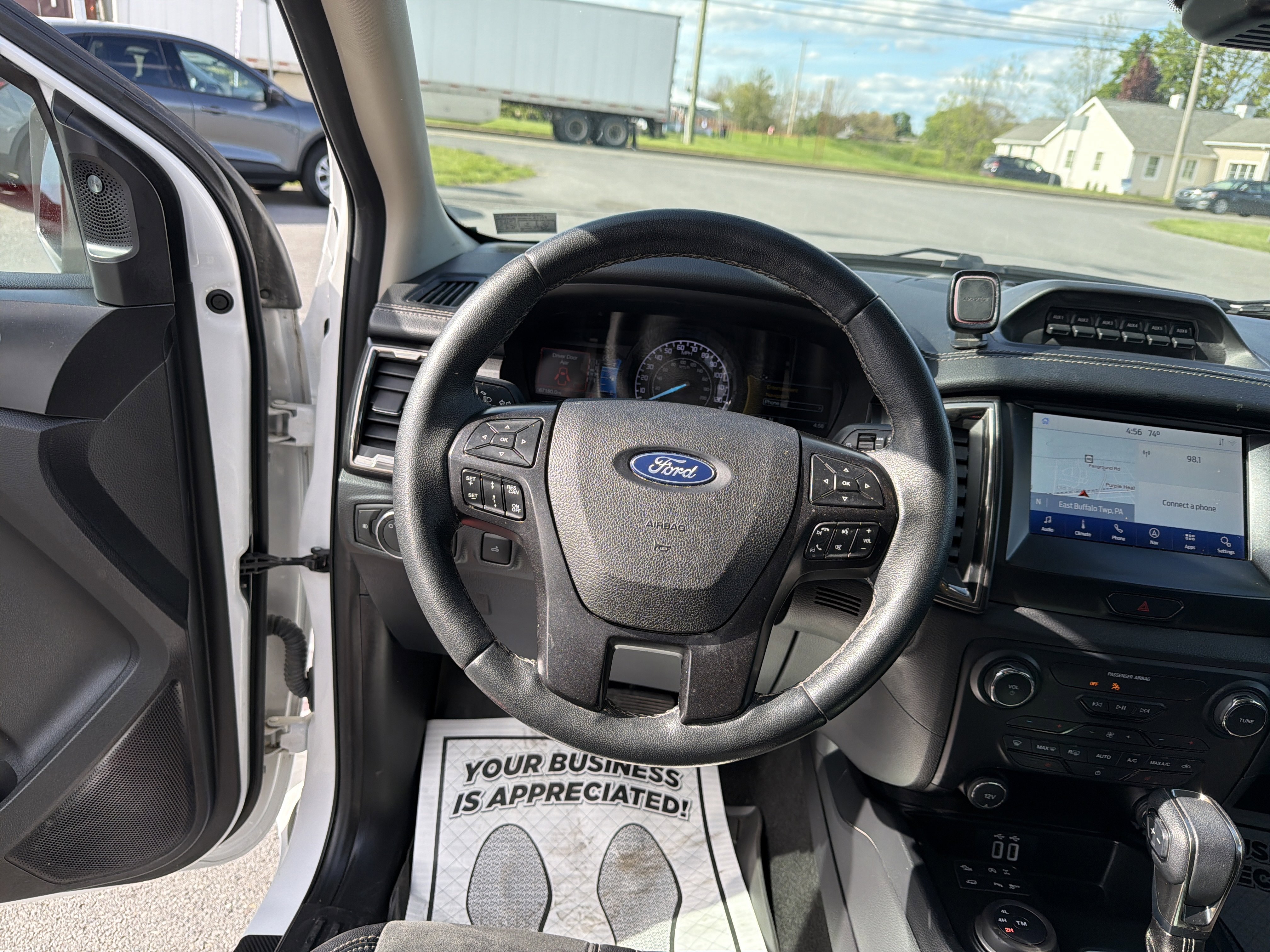 Certified 2021 Ford Ranger Lariat w/ Tremor Off-Road Package AWD/4WD image 17