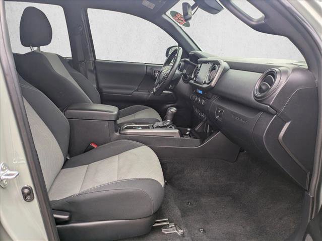 Used 2022 Toyota Tacoma TRD Sport w/ Technology Package AWD/4WD image 21