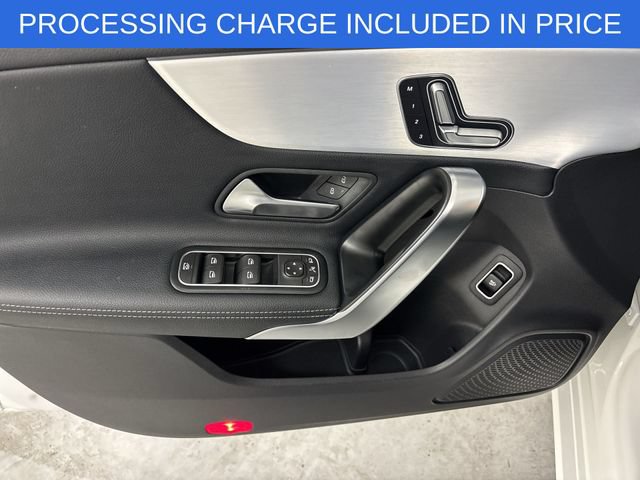 Used 2025 Mercedes-Benz CLA 250 4MATIC image 5