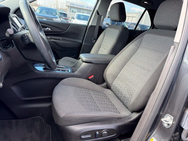 Used 2023 Chevrolet Equinox LT FWD image 10