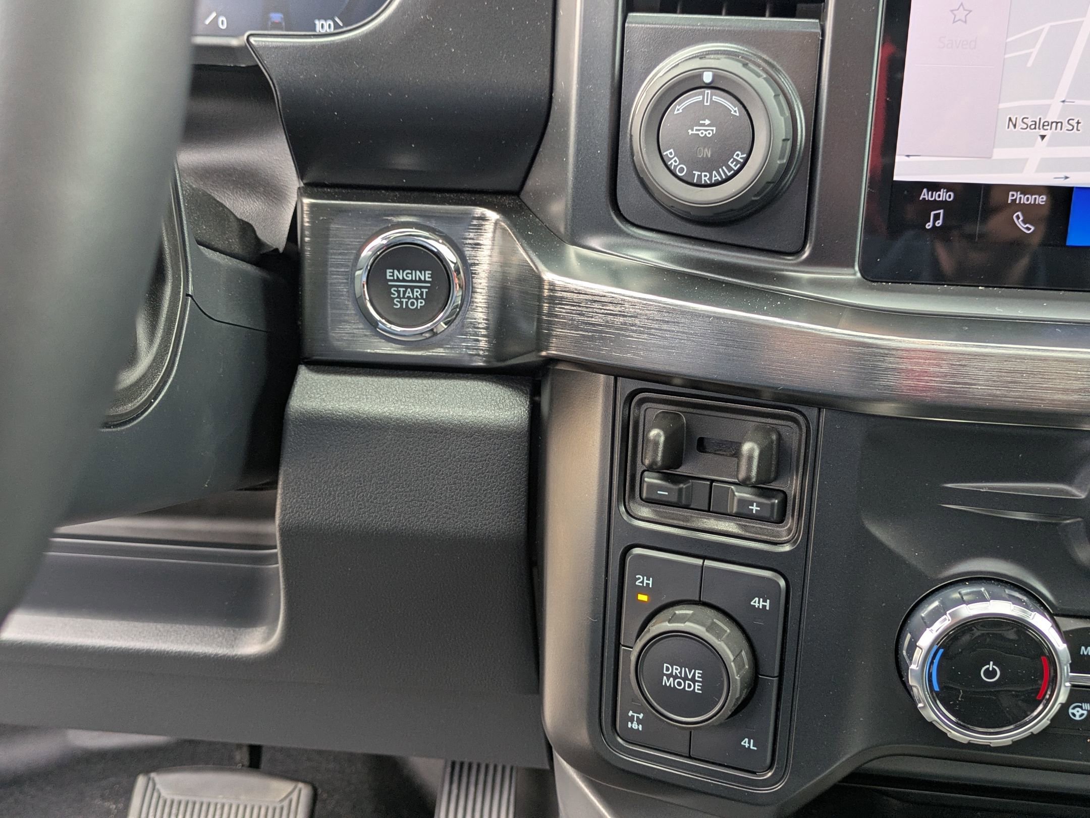 Certified 2024 Ford F250 Lariat w/ Lariat Ultimate Package image 28