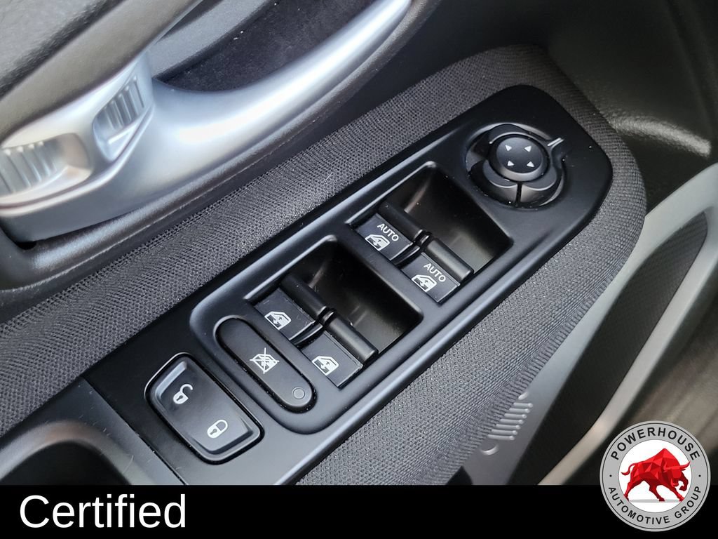 Used 2020 Jeep Renegade Sport w/ Sport Appearance Group FWD image 25
