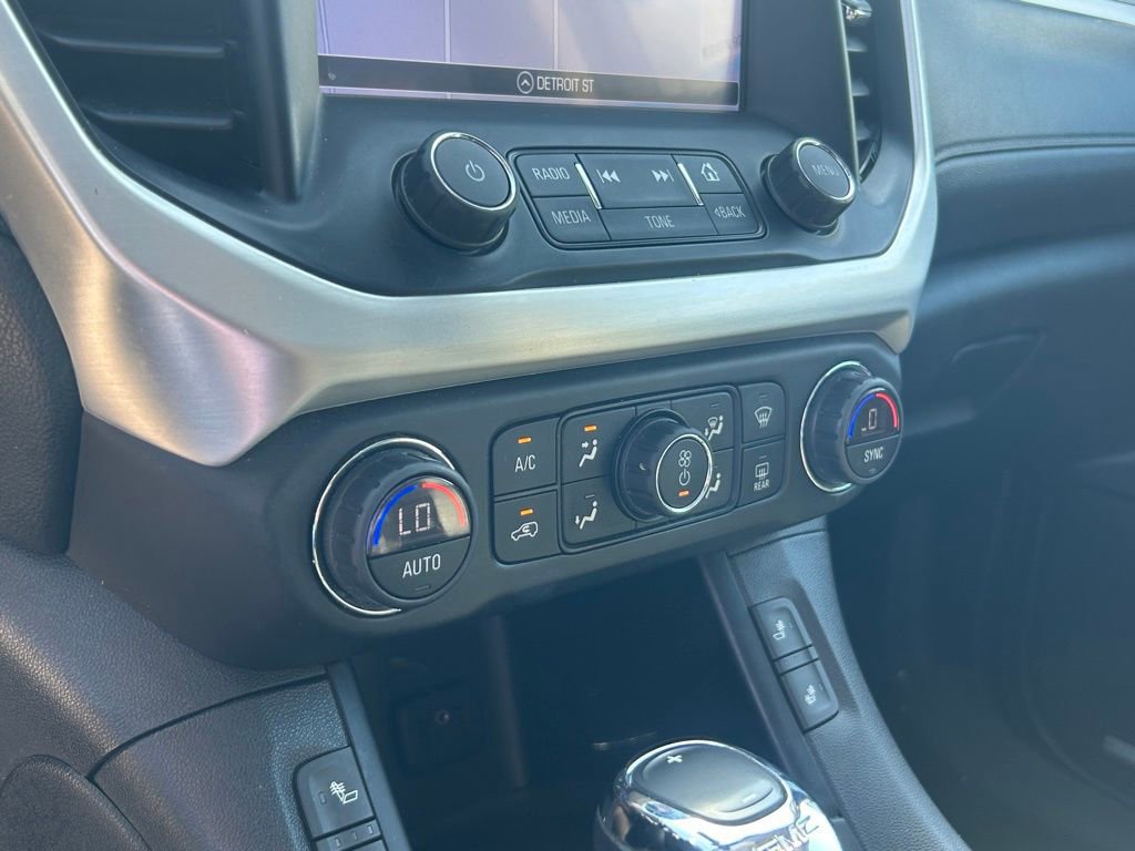 Used 2019 GMC Acadia SLT image 40