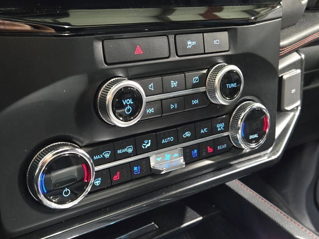 Certified 2022 Ford Expedition Limited image 36