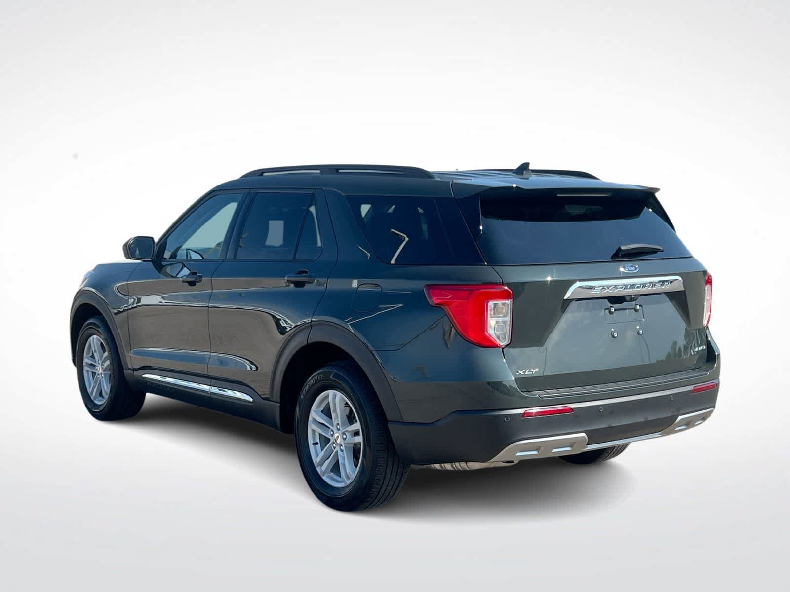 Certified 2024 Ford Explorer XLT w/ Equipment Group 202A AWD/4WD image 6