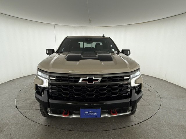 Used 2022 Chevrolet Silverado 1500 ZR2 w/ Technology Package AWD/4WD image 2