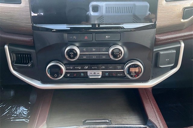 Certified 2023 Ford Expedition Limited image 32