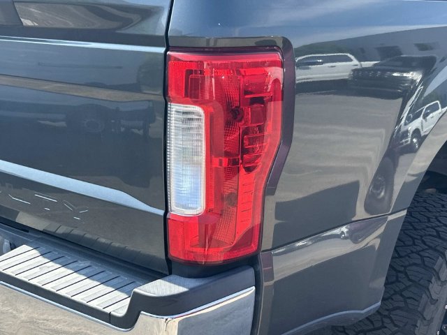 Certified 2018 Ford F250 Lariat w/ Lariat Value Package AWD/4WD image 9