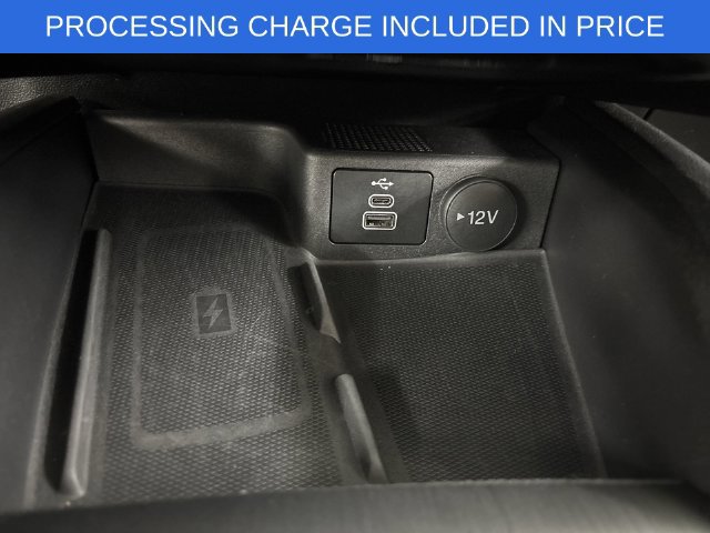Certified 2025 Ford Escape Platinum AWD/4WD image 26