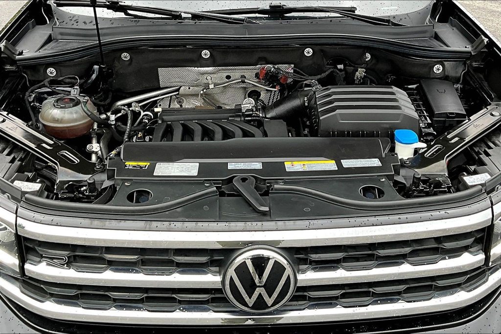 Used 2021 Volkswagen Atlas SEL R-Line w/ MDO Package (Bench Seat) AWD/4WD image 32