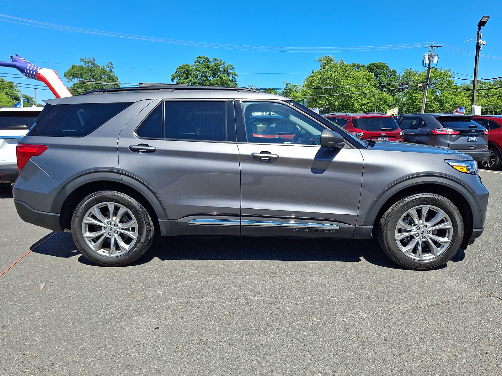 Certified 2023 Ford Explorer XLT w/ Equipment Group 202A AWD/4WD image 12