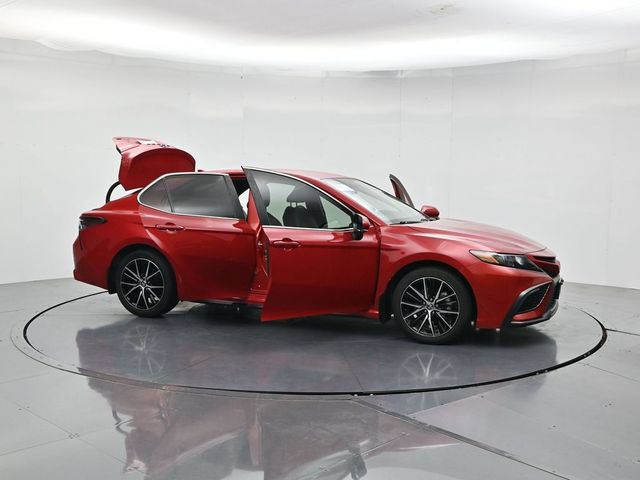 Used 2024 Toyota Camry SE w/ Convenience Package FWD image 51