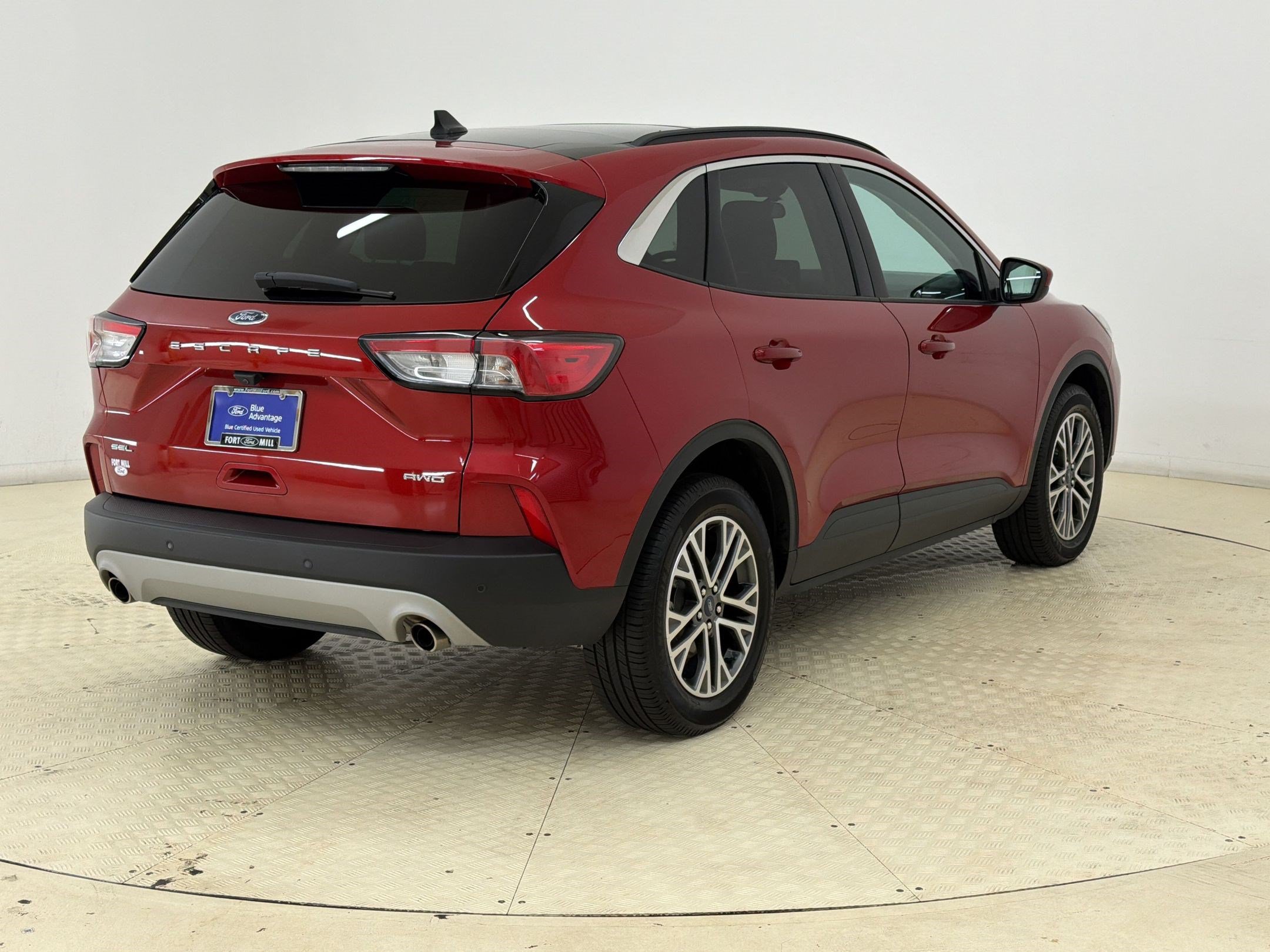 Certified 2021 Ford Escape SEL AWD/4WD image 9