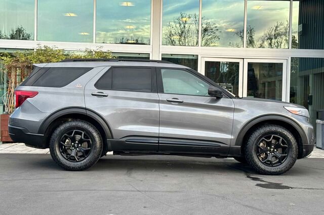 Certified 2022 Ford Explorer Timberline image 3