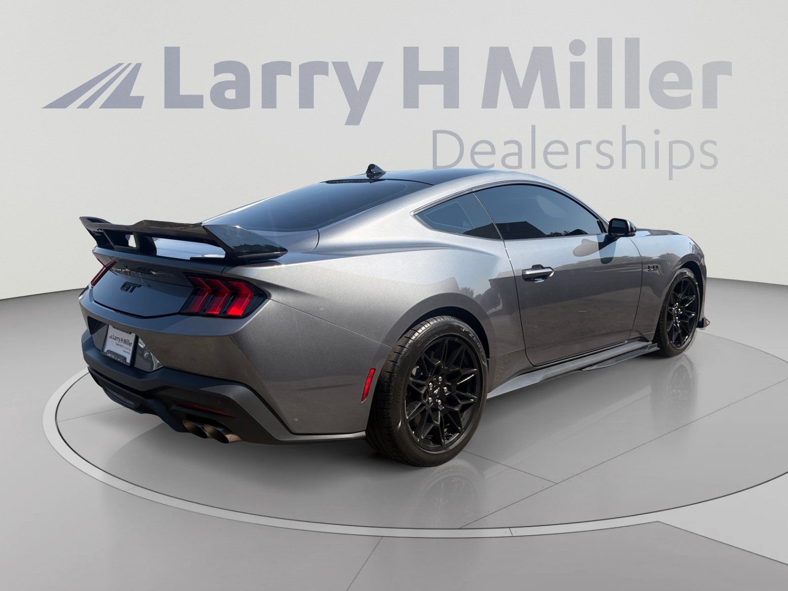 Certified 2025 Ford Mustang GT Premium RWD image 5