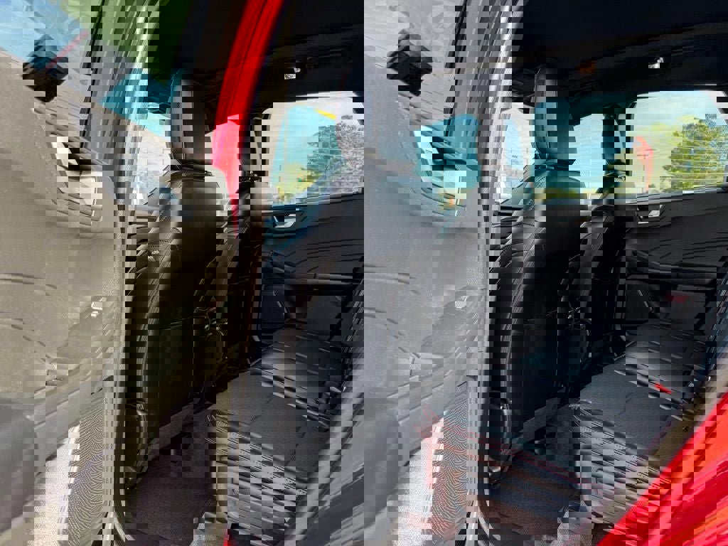 Certified 2023 Ford Escape ST-Line w/ Tech Pack #1 image 35