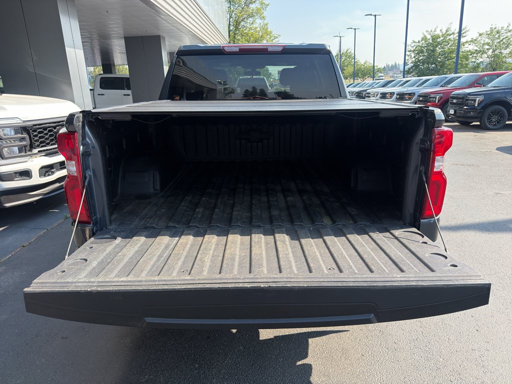 Used 2021 Chevrolet Silverado 1500 LT Trail Boss w/ Bed Protection Package AWD/4WD image 16