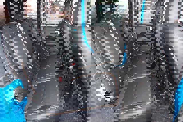 Used 2024 Jeep Wrangler Unlimited Sahara w/ Technology Group image 13