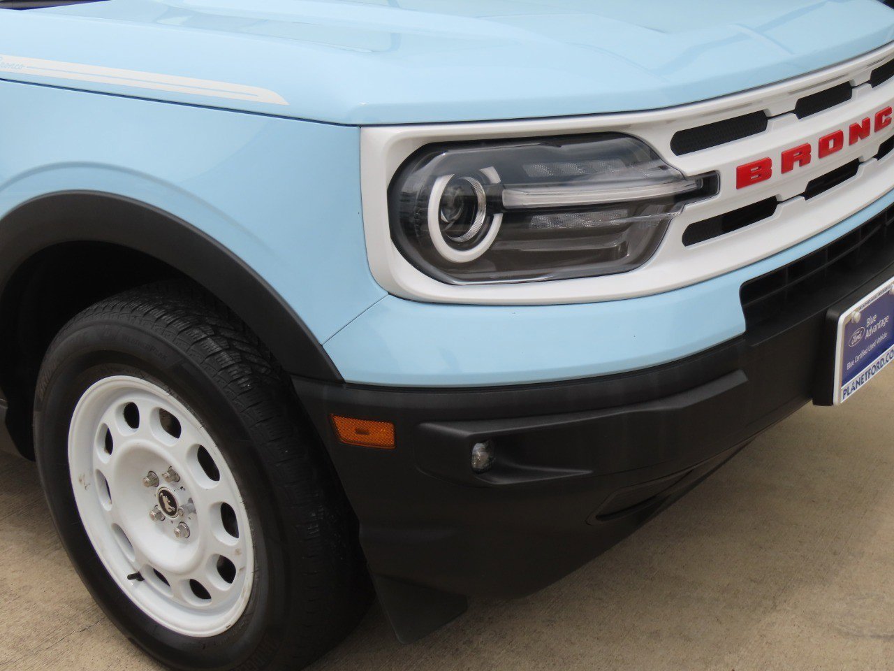 Certified 2024 Ford Bronco Sport Heritage w/ Heritage Convenience Package AWD/4WD image 6