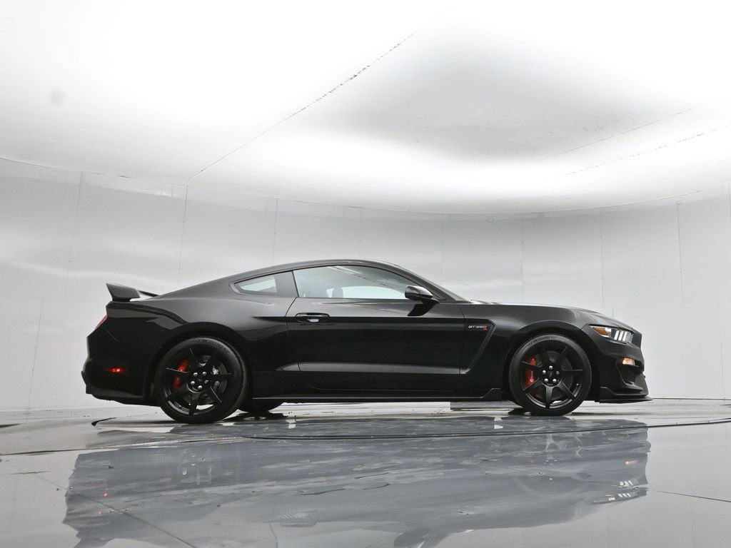 Certified 2017 Ford Mustang Shelby GT350R w/ GT350R Equipment Group 920A image 10