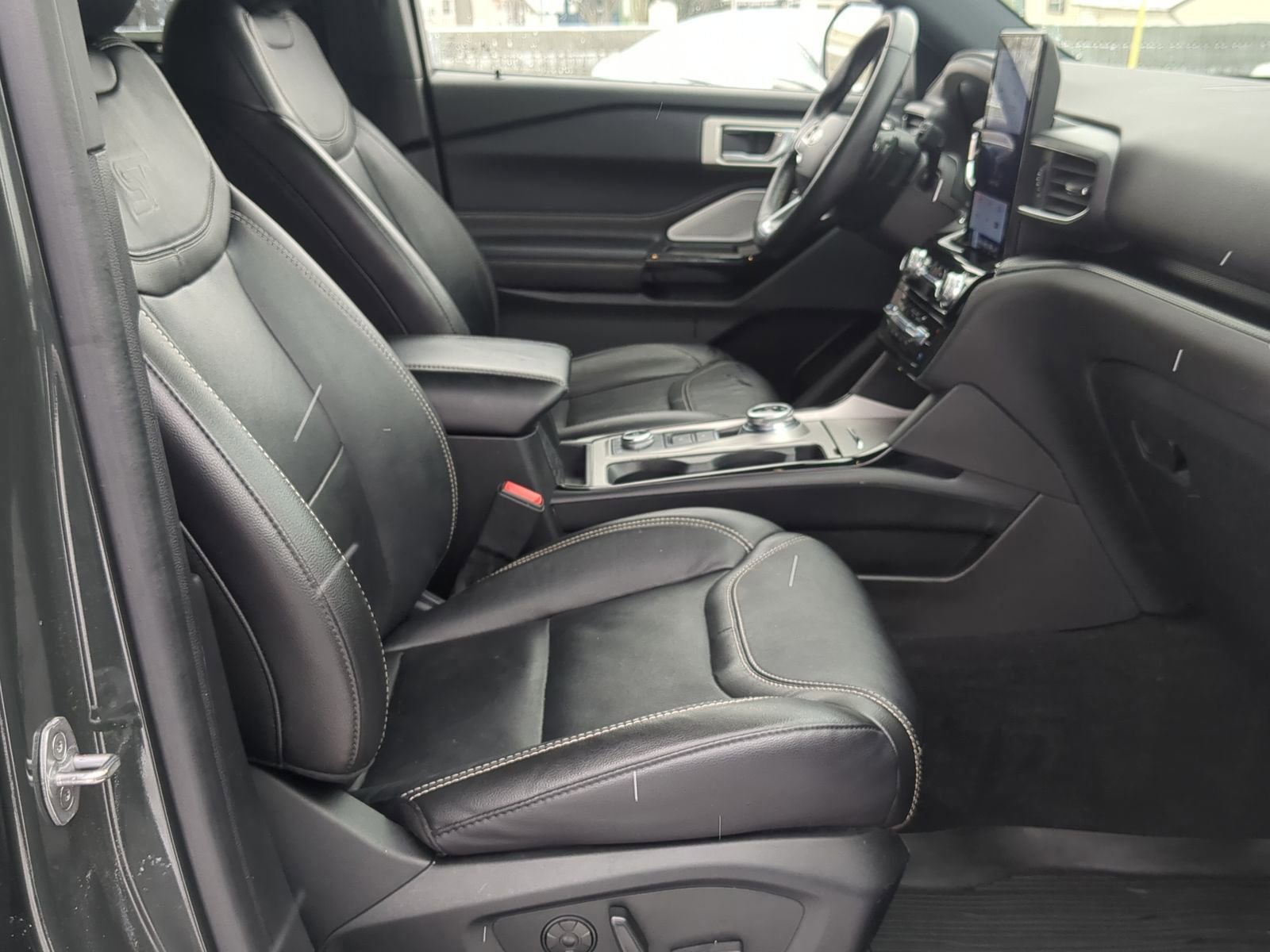 Certified 2022 Ford Explorer ST w/ Equipment Group 401A image 30