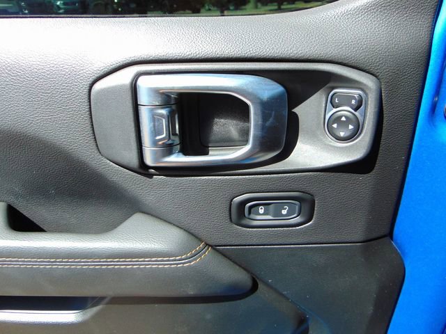 Used 2023 Jeep Wrangler Unlimited Sahara AWD/4WD image 20